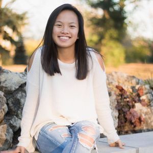 Meet your Posher, Niki